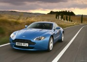 Aston Martin Vantage V8